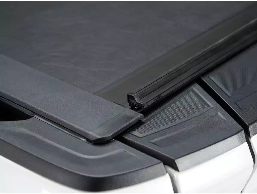 Роллета для пикапа с замком